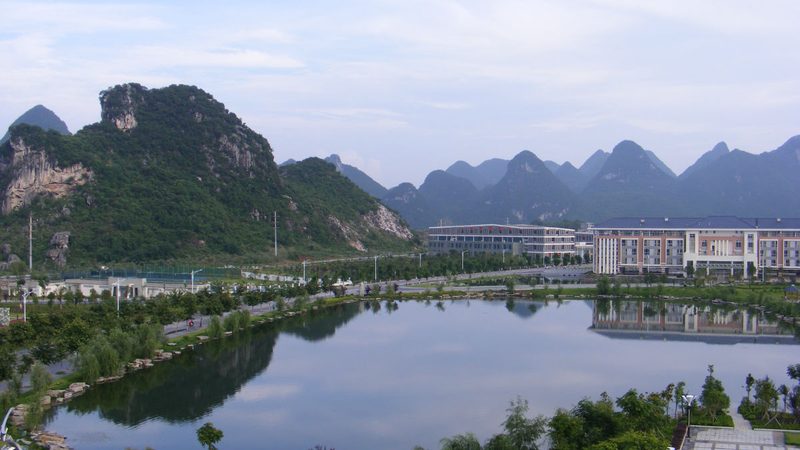 揭秘深圳芯片封装类型：关键技术与选型要点